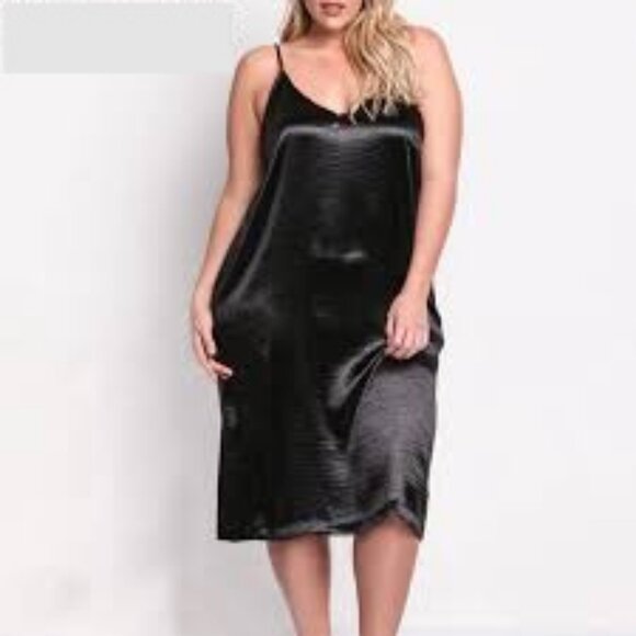 Whimsigoth Black Satin Slip Dress Plus Size - Picture 3 of 7